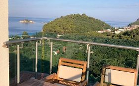 The View Apartment 2